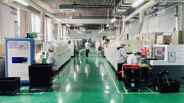 Shenzhen ShengShi TianHe Electronic Technology Co., Ltd. ligne de production du fabricant