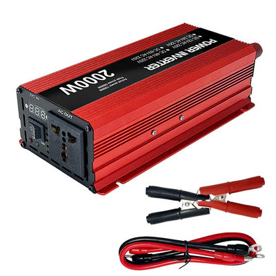 Un bon prix. 2000 W de pointe de courant continu à courant alternatif 12V 24V 48V 60V hors réseau Inverteur de puissance de sortie Courant de charge en ligne
